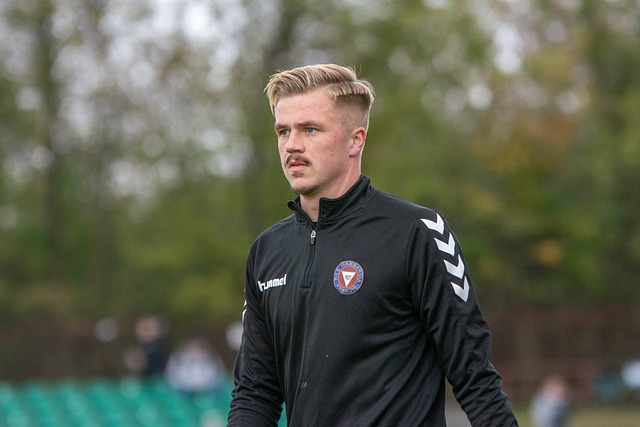 而是通过自 而是通过自